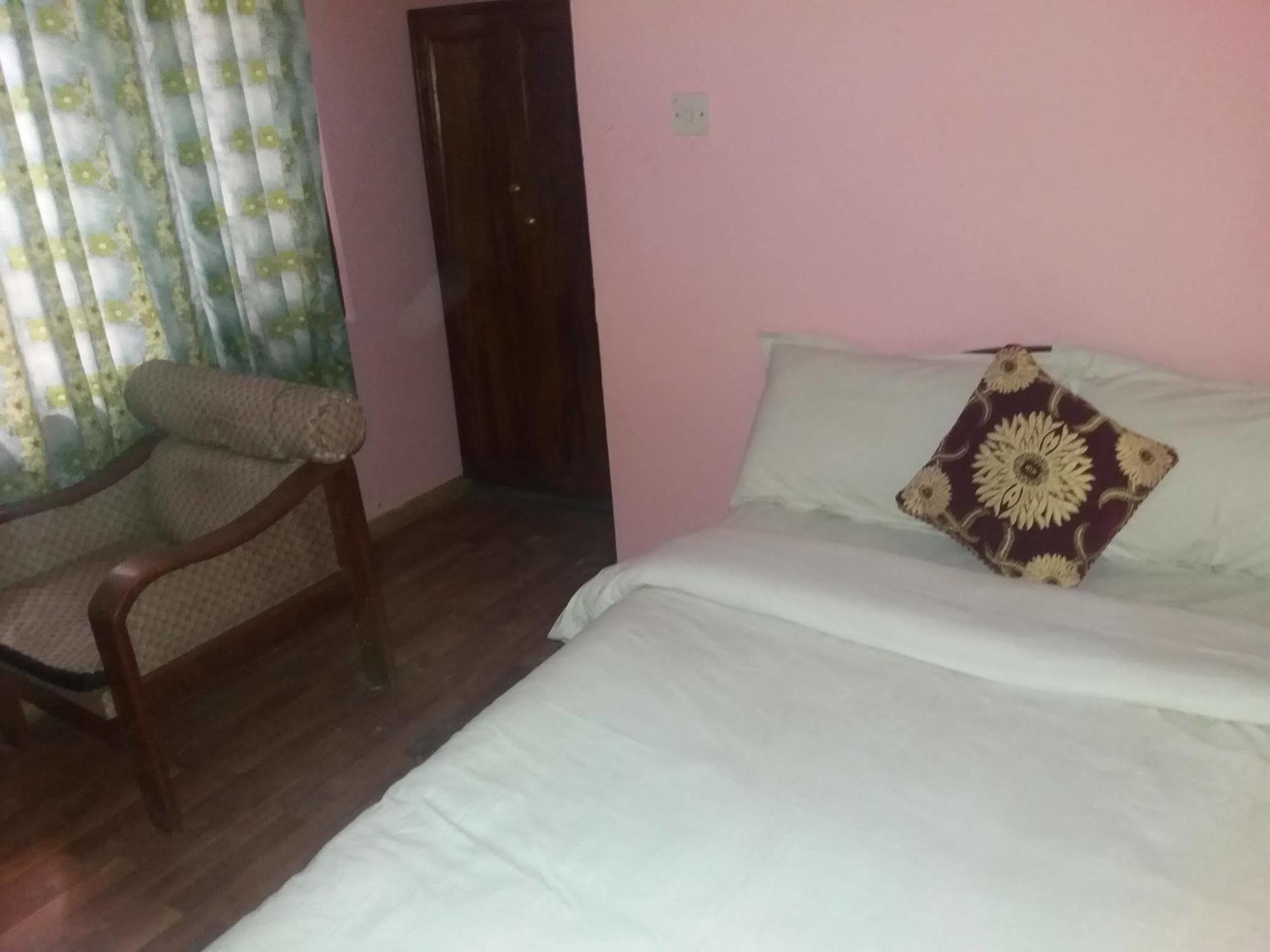 Kings Land Hotel كاتماندو المظهر الخارجي الصورة